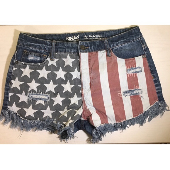 Mossimo Supply Co. Pants - American Flag Denim Shorts 🇺🇸
