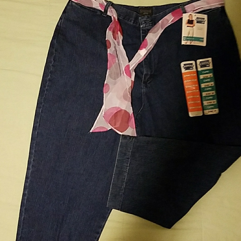 Capri pants
