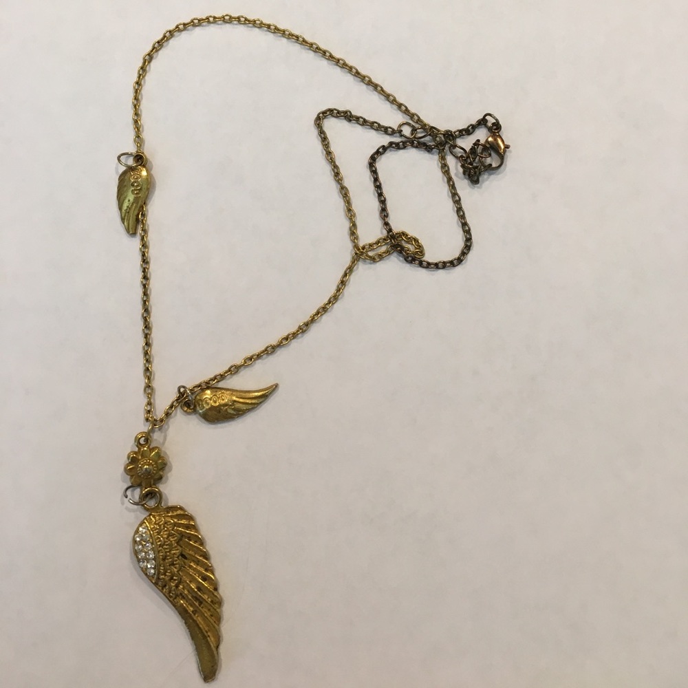Angel wing necklace