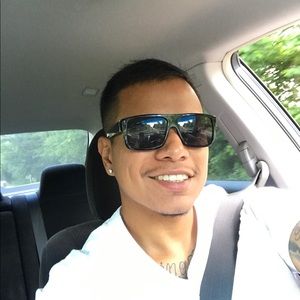 Meet your Posher, Chris