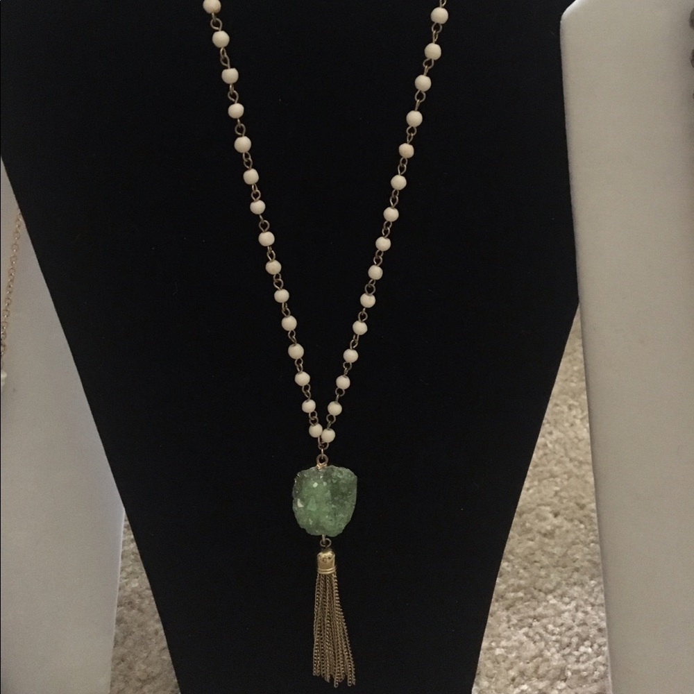 🚫SOLD🚫mint druzy stone tassel necklace