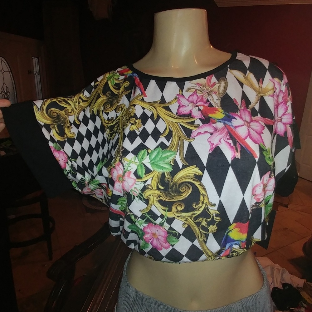 Crop top floral checkboard