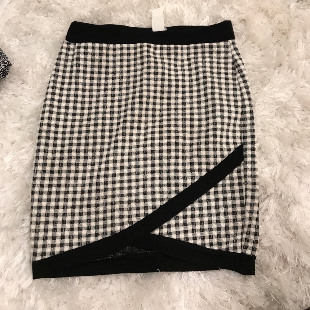 Brand new LUSH skirt