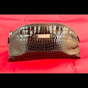 FINAL PRICE COLE HAAN LEATHER WRISTLET