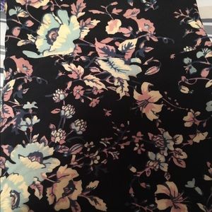 Never worn lularoe tc leggings