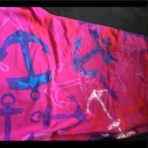 Pink anchor tc leggings.