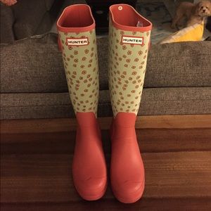 Hunter Rain Boots size 8 floral
