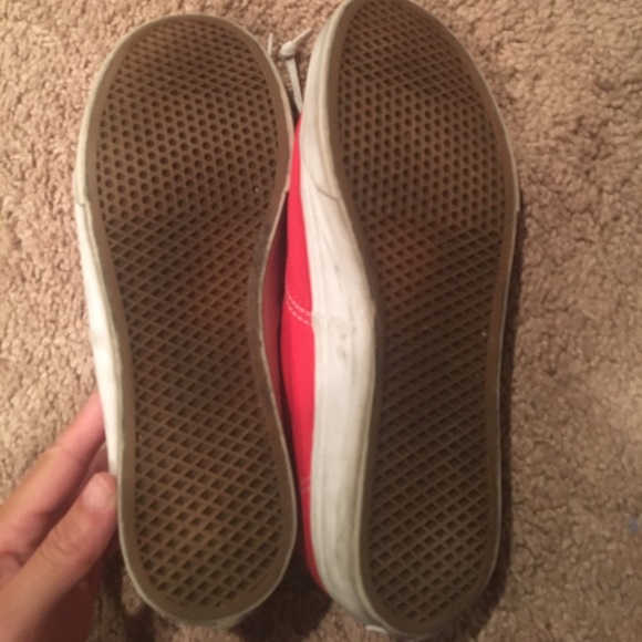 Red vans ! 8.5 like new - Picture 3 of 3