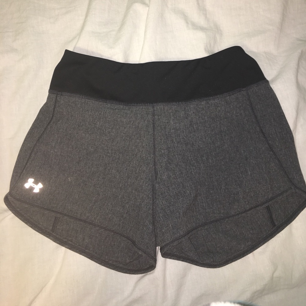 Under Armour shorts - XS