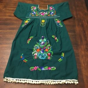 1970s embroidered dress