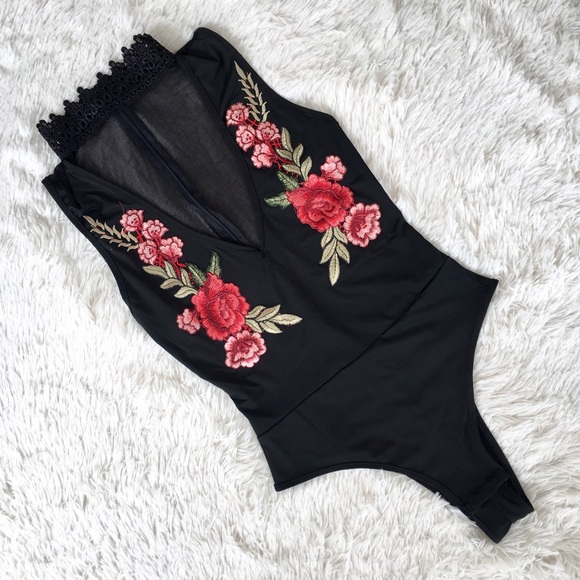 ❣New! "Adrianna" ll Rose Appliqué Choker Bodysuit - Picture 6 of 7