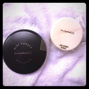 Mac blot pressed powder