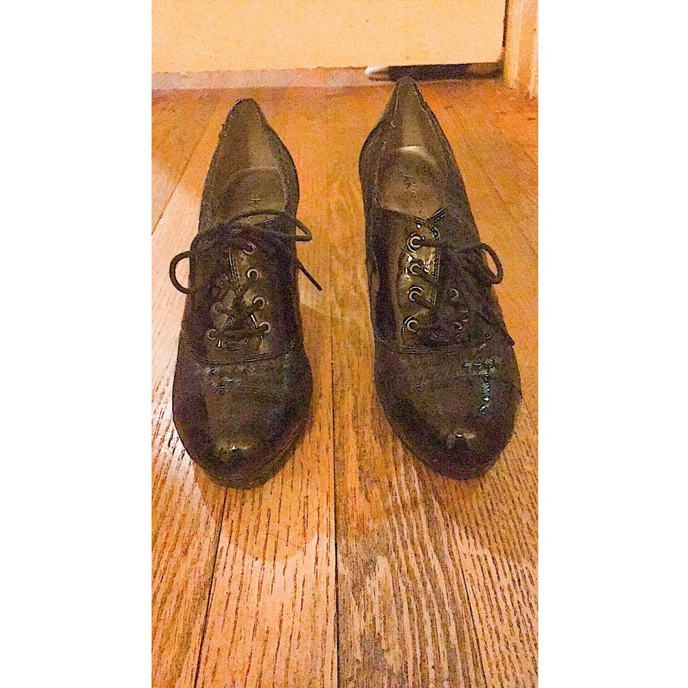 Elegant Glossy Black 3-3 1/2 Inch Heels