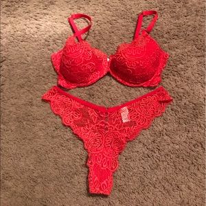 Victoria's Secret Lace Bra and Thong set