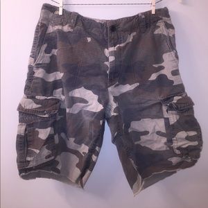 Camouflage cargo shorts