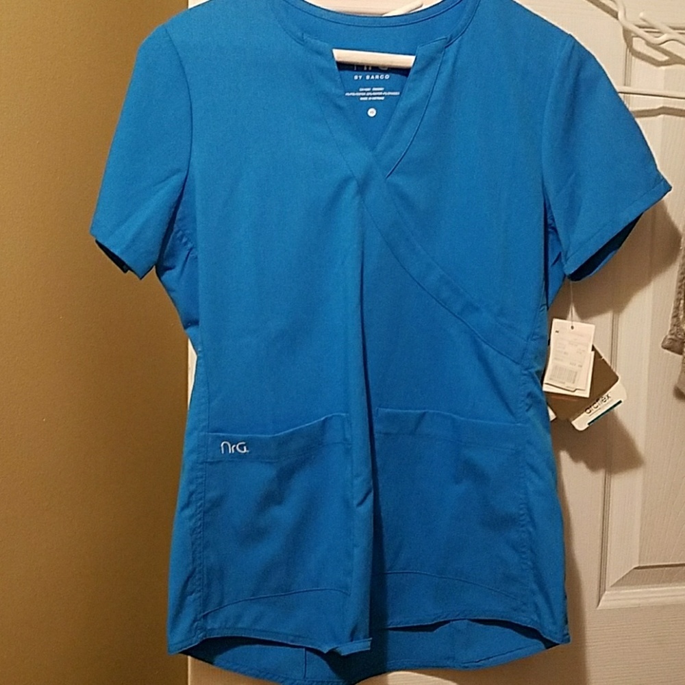 Scrub top