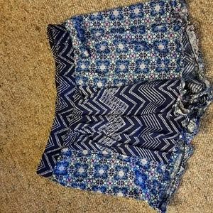 Pretty, frilly shorts