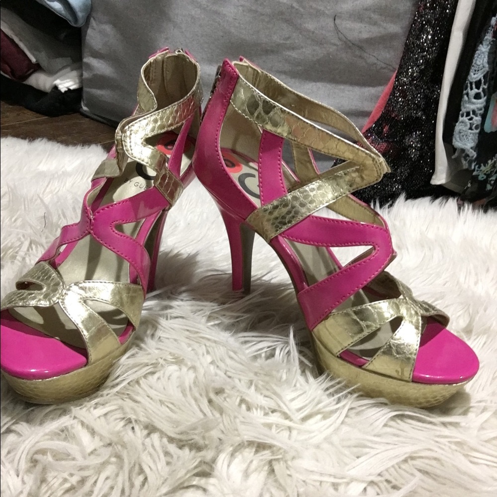 Guess Stilettos👠