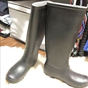 Black Rain Boots