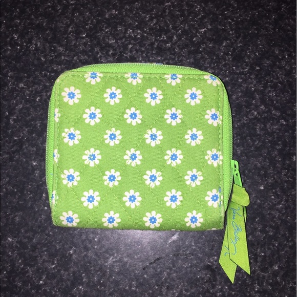 Vera Bradley Apple Green Spring 2004 Snap Wallet - Picture 2 of 4
