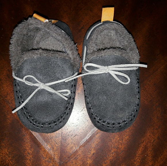 ✨ SOLD!!! ✨ Toddler moccasins - Picture 1 of 3