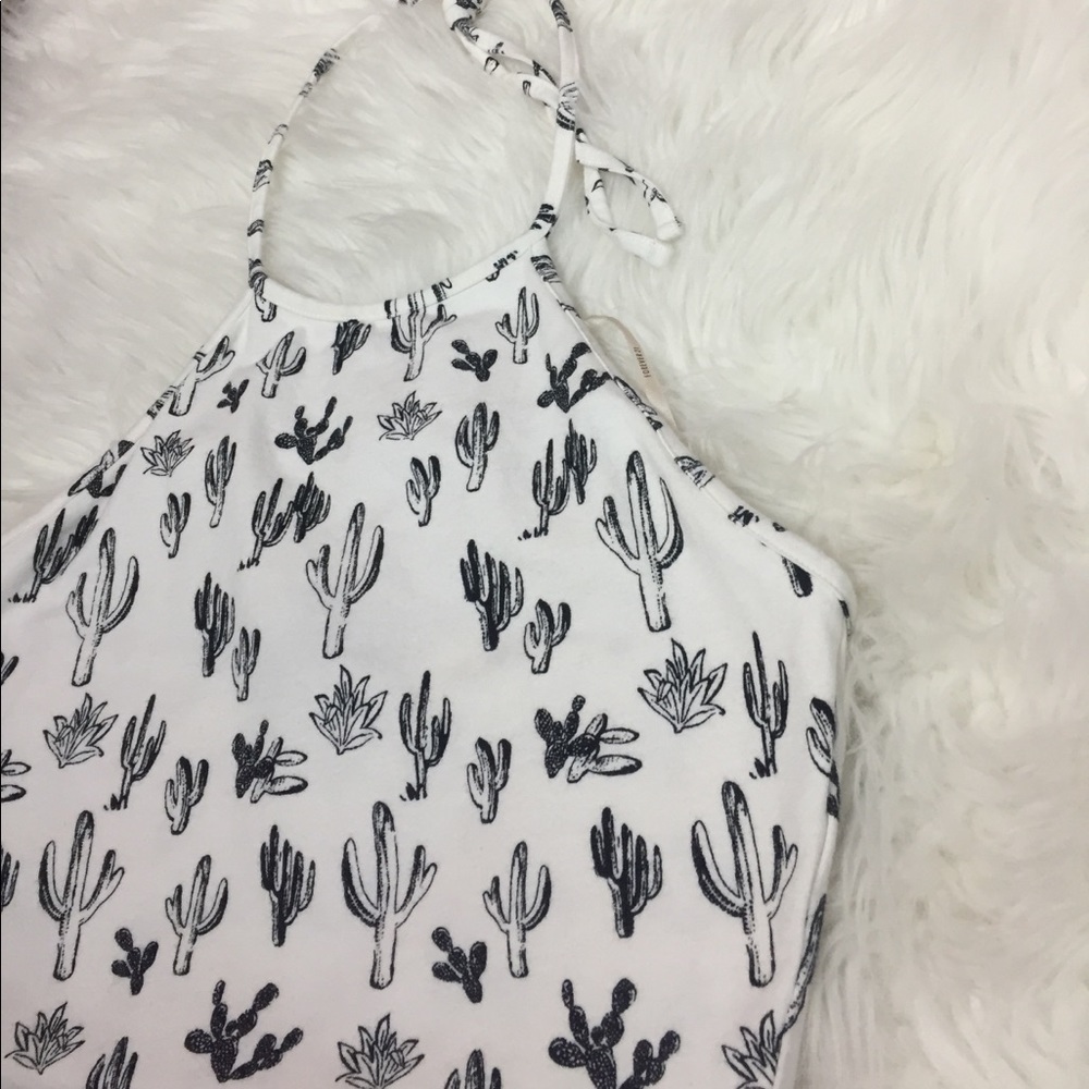 Cacti halter crop top🌵