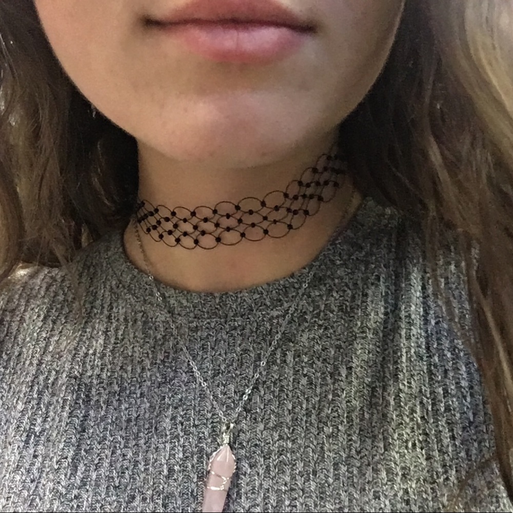 black choker