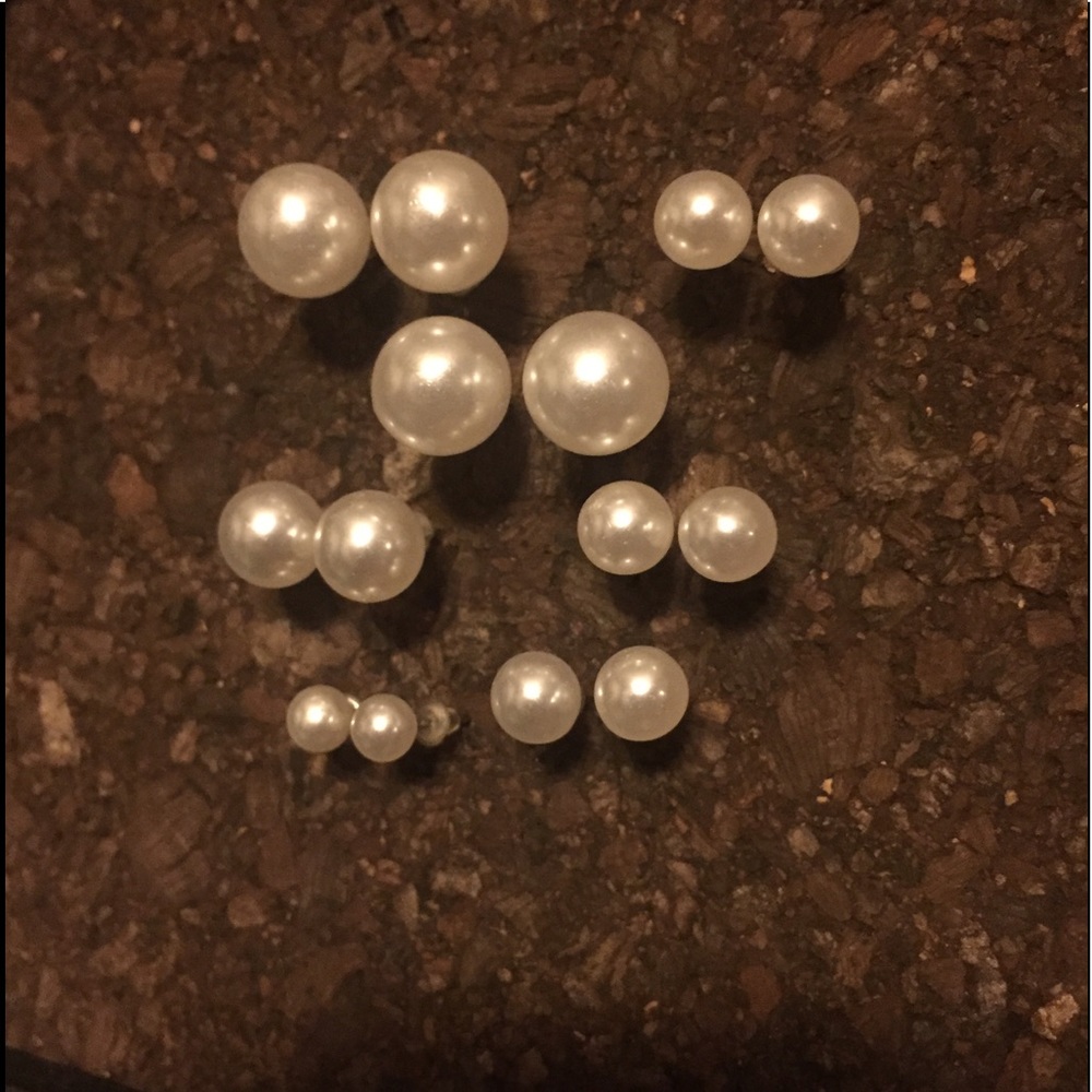 Pearl earrings