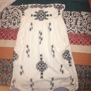 Strapless Aztec printed dress