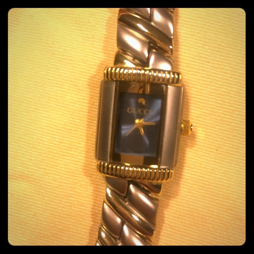 Gucci vintage watch