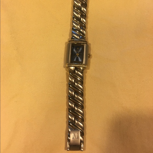 Gucci vintage watch main image 5