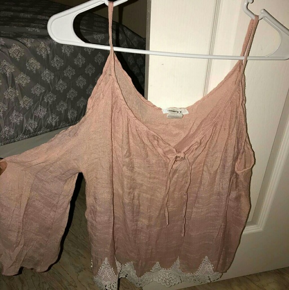 Papaya Tops - Pink shoulder blouse