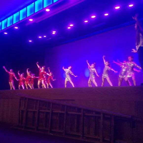 Meet your Posher, Gabrielle - Picture 1 of 1