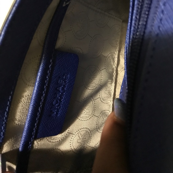 Michael kors pouch - Picture 2 of 3