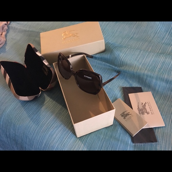 Burberry sunglasses NEW in box