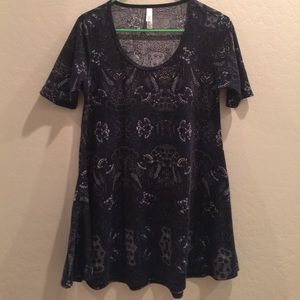 Lula Roe Perfect T Navy XS