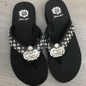 Yellow box sandal New