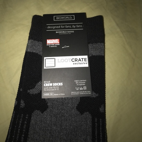Marvel Crew socks Loot Crate - Picture 4 of 4