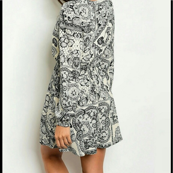 Black & Ivory Dress - Picture 2 of 2