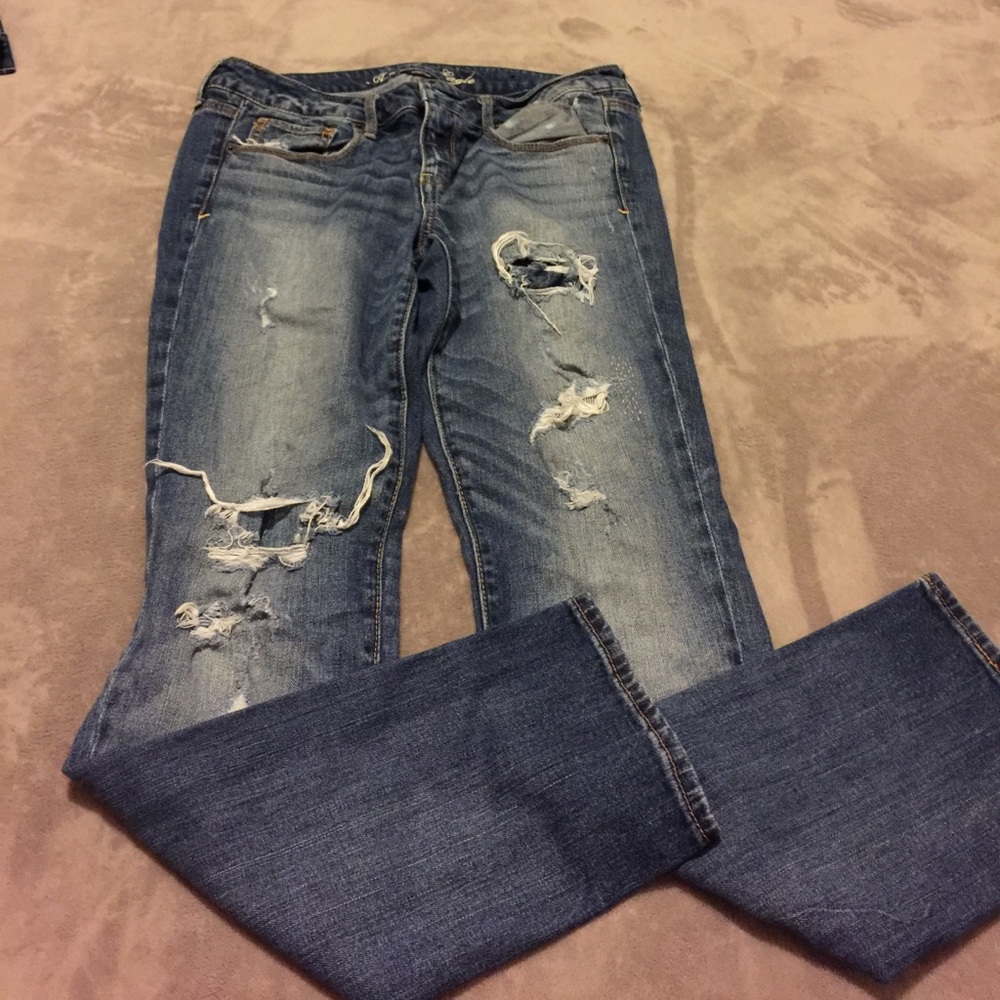 American Eagle damaged Jeans straight leg