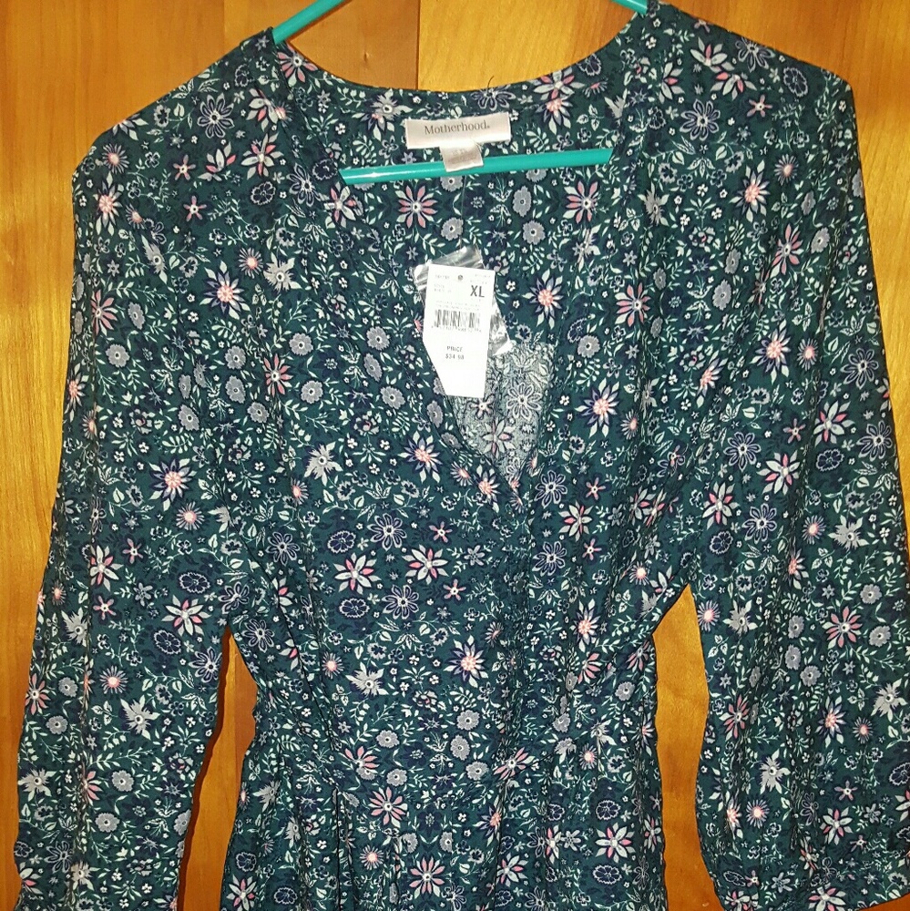 Motherhood maternity shirt