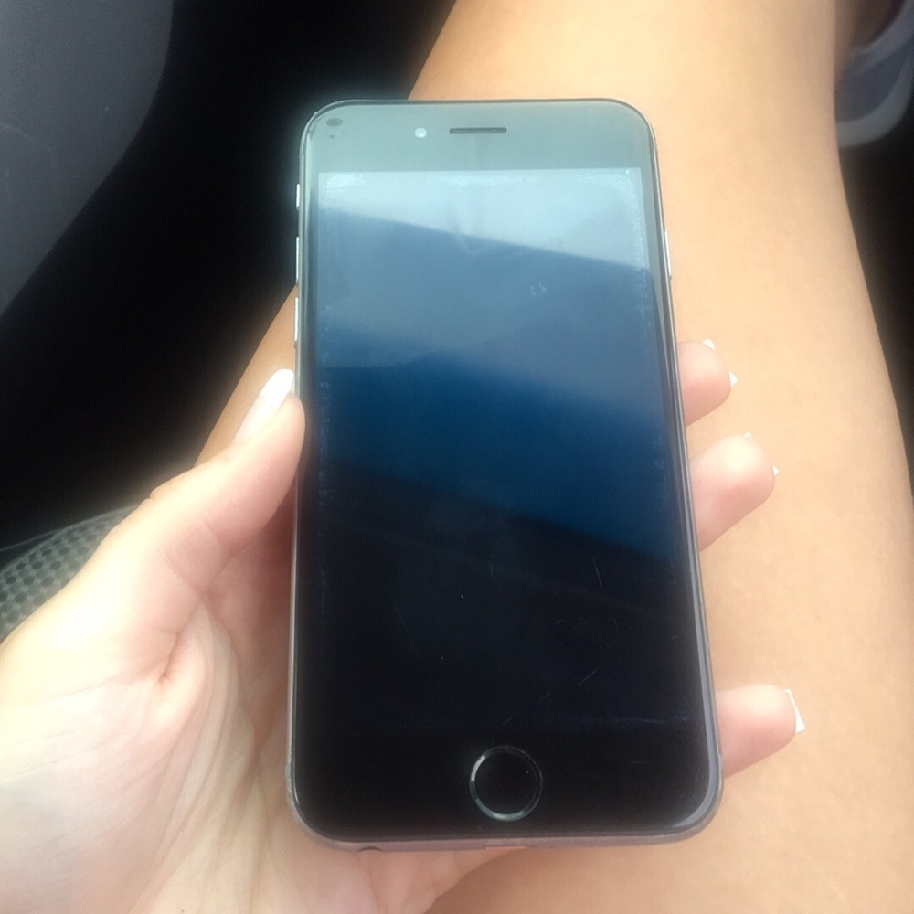 iPhone 6 grey