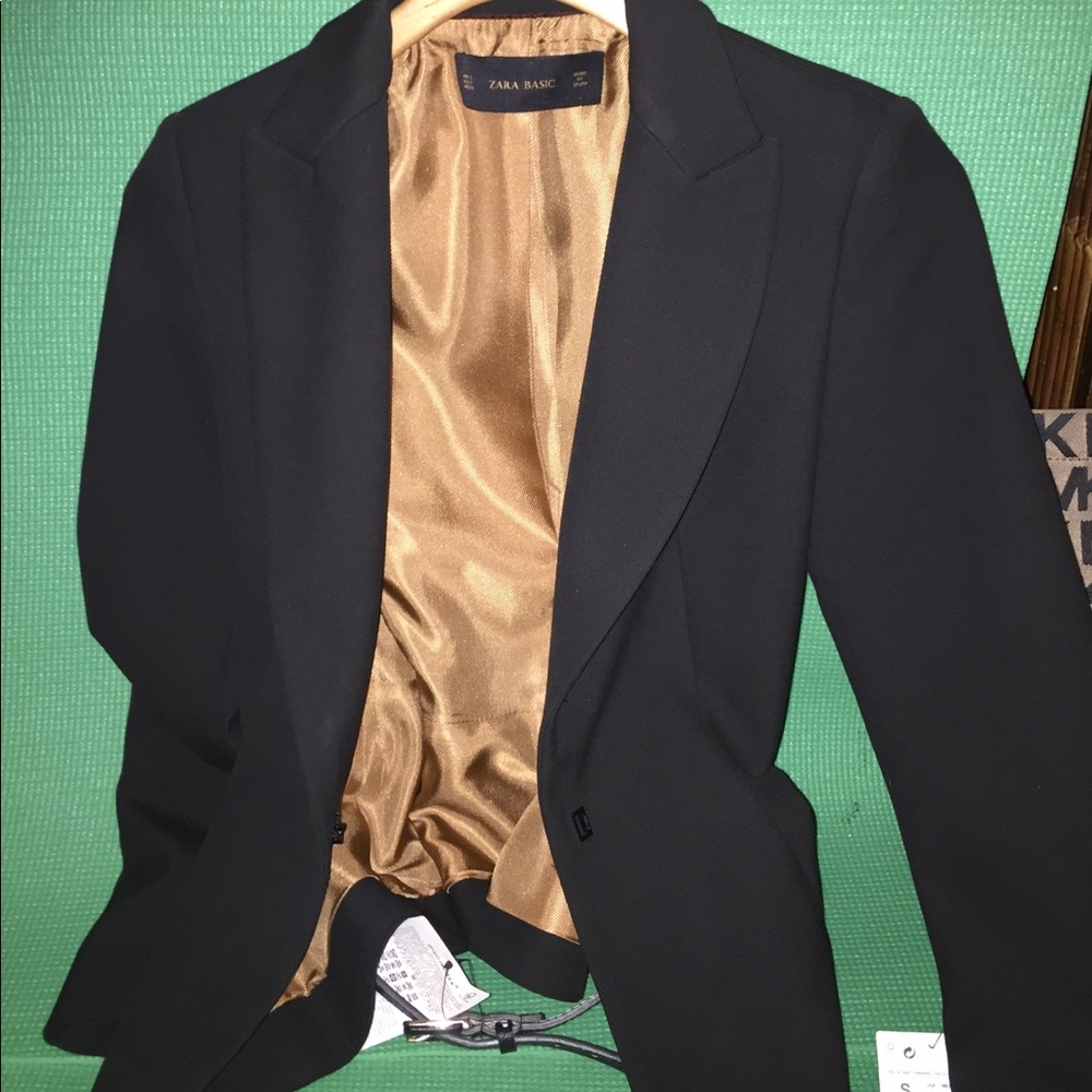 Zara Basic Collection, Tailored Black Jacket /Belt - image 6