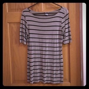 Women's H&M tshirt