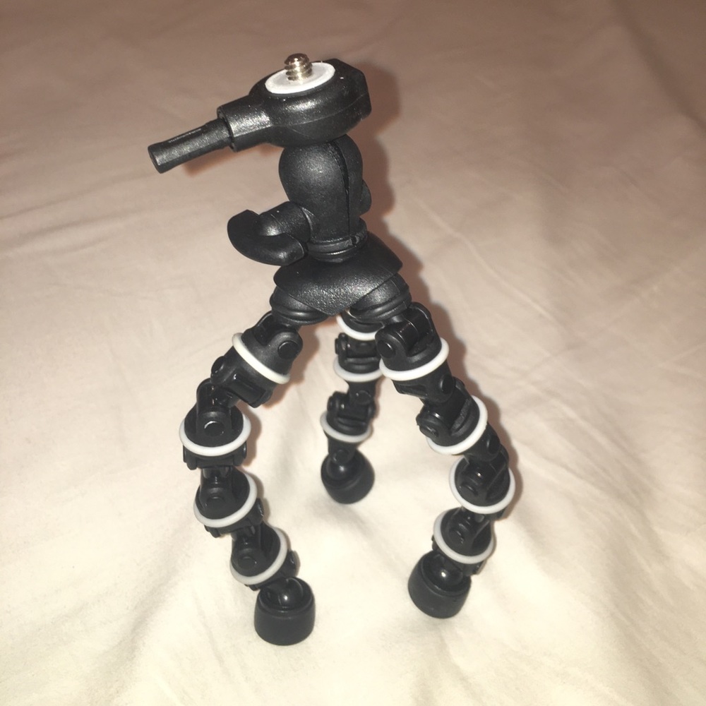 Camera tripod - Picture 2 of 2