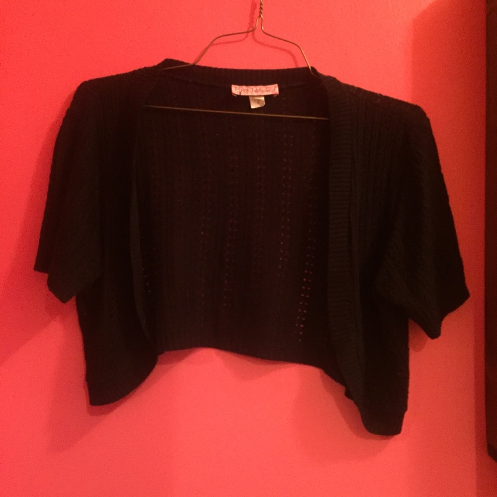 XL black coverup.