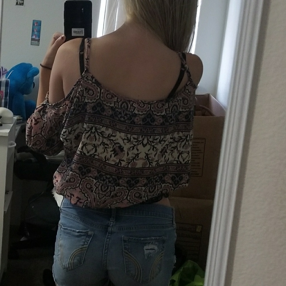 Off shoulder top - Picture 2 of 2
