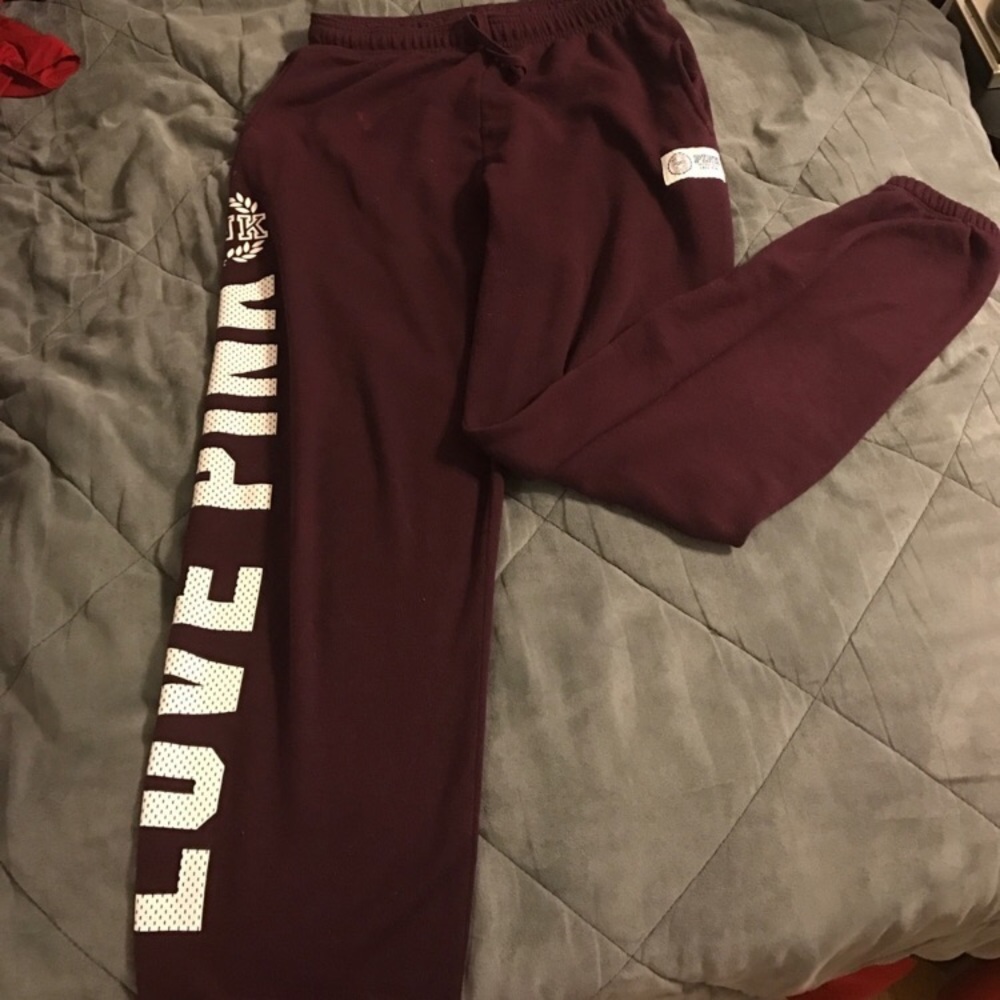 Vs pink campus pants