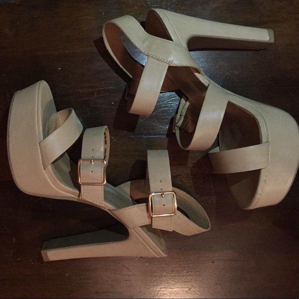 Nude platform sandals