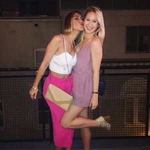 Meet your Posher, Caitlin